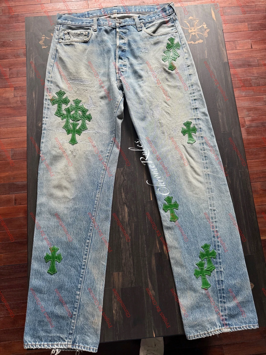 Green Crocodile Patch Levi’s 501 — image 1