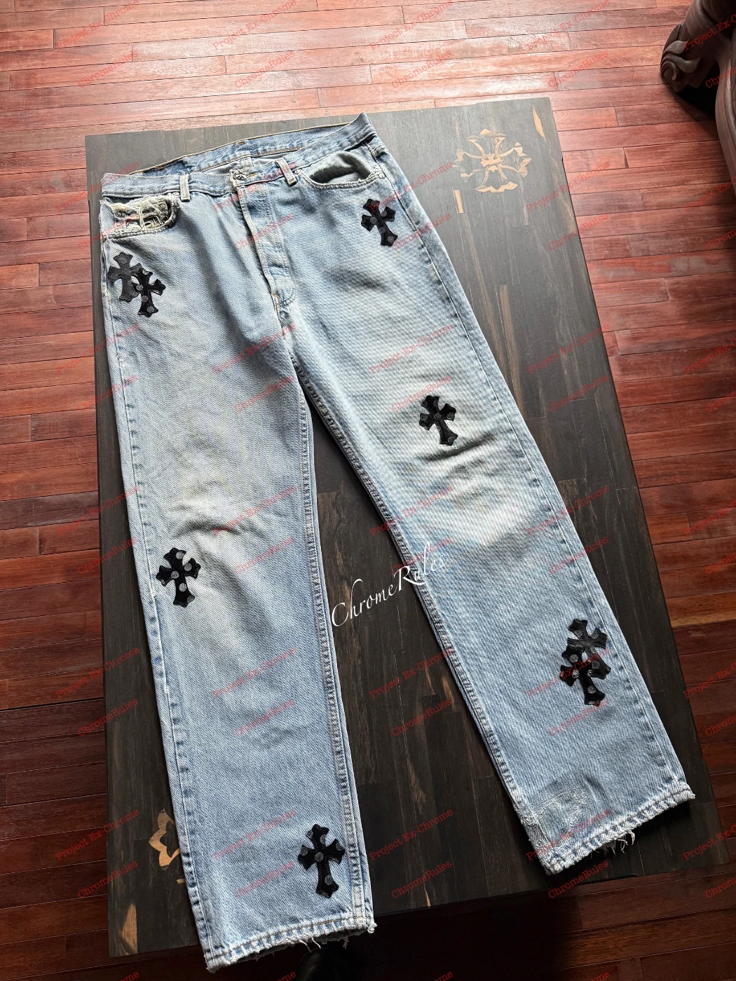 Sliver Dot Pony Patch Levi’s 501 — 画像 1