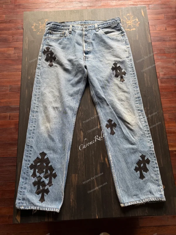 26 Style Black Patch Levi’s 501 — image 1