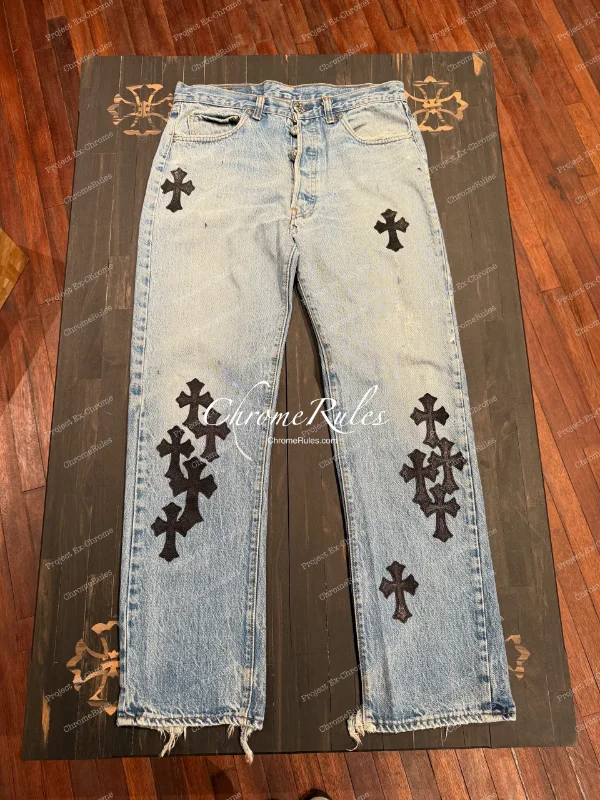 26 Classic Patch Levi’s 501 — image 1