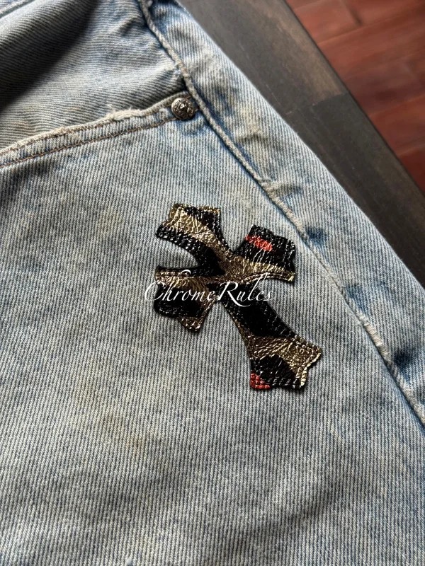 Patent Leopard Patch Levi’s 501 — image 1