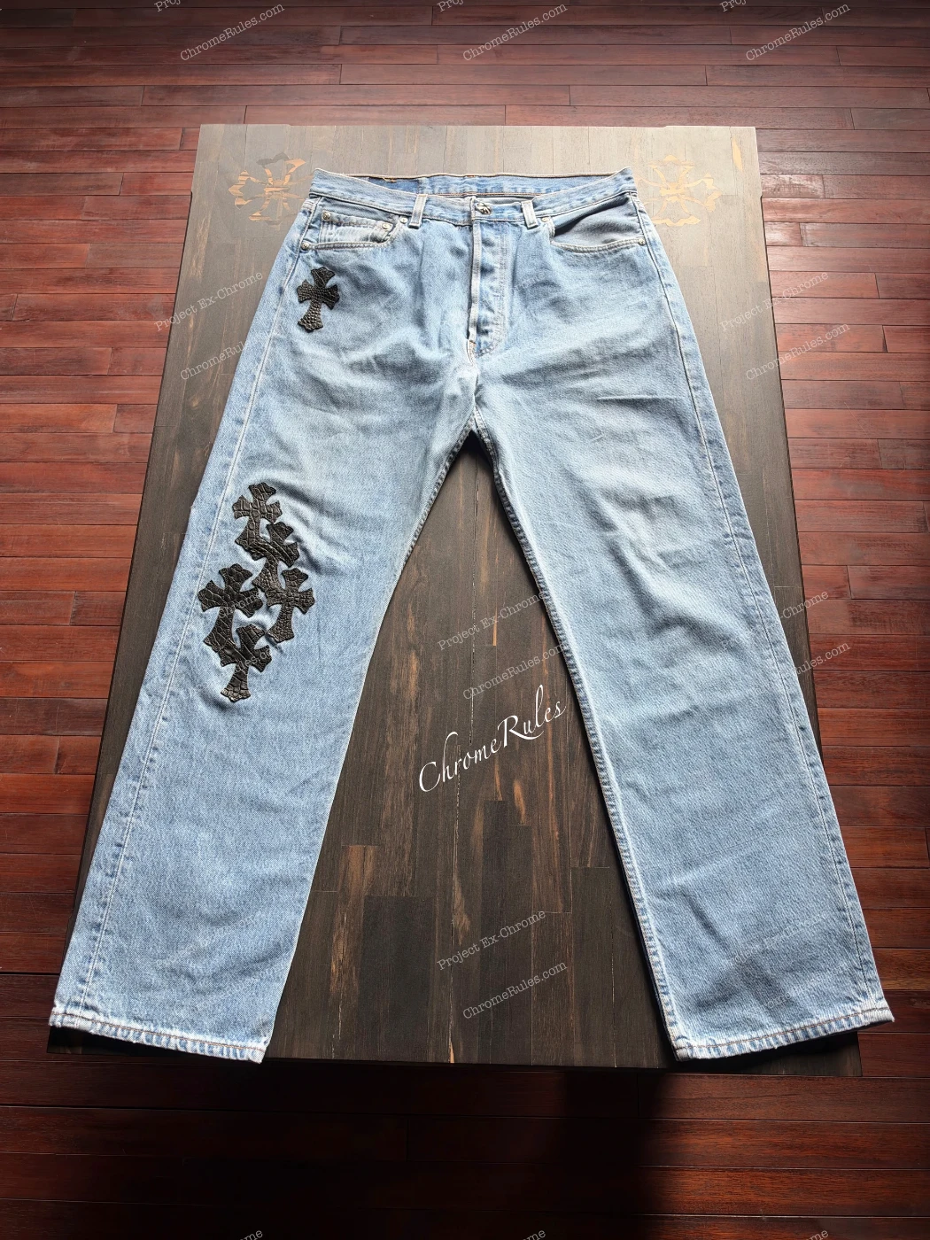 Black Crocodile Patch Levi’s 501 — 画像 1