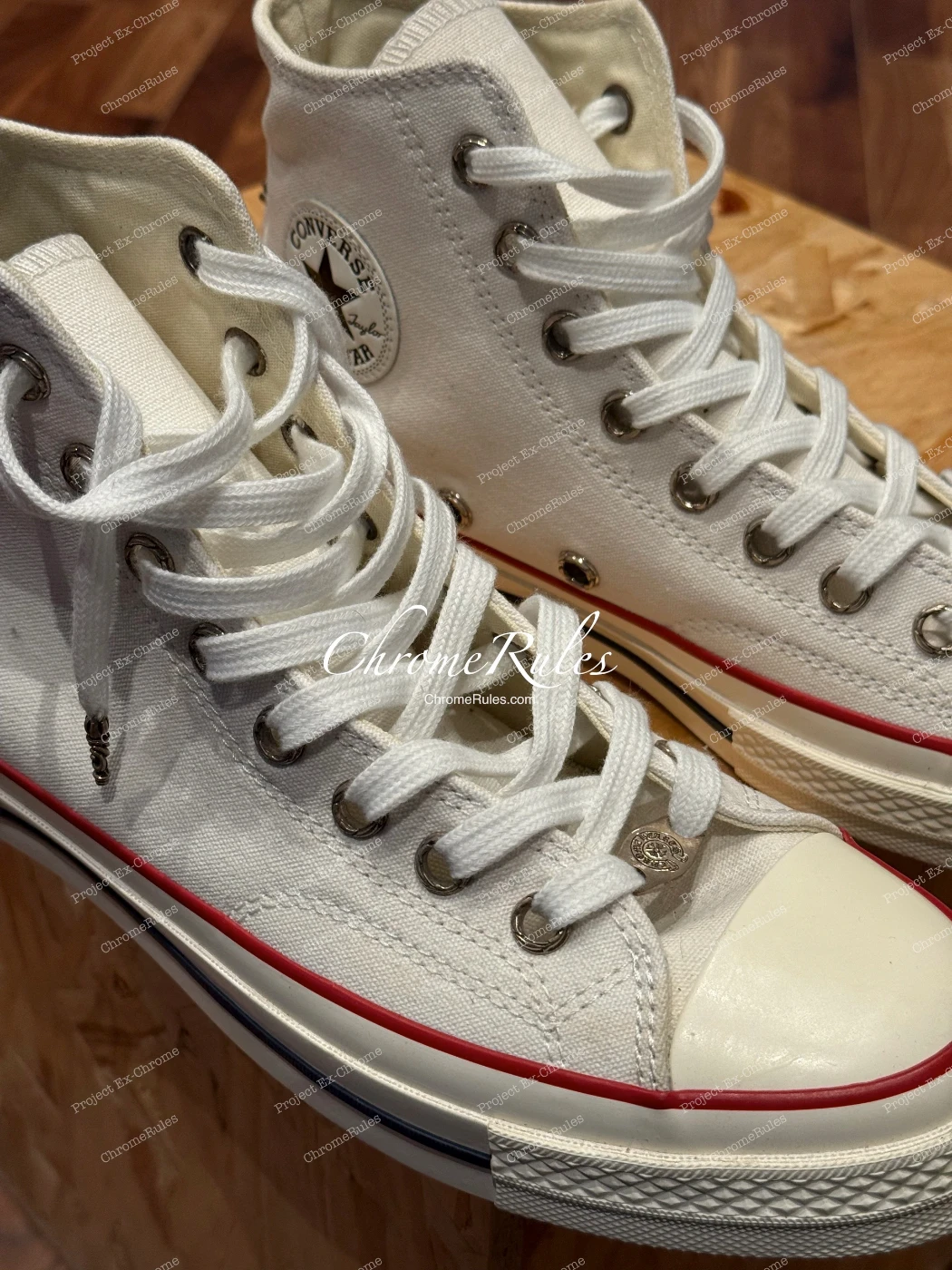 Classic White Canvas converse — image 1