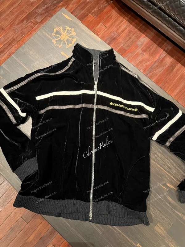 Velvet Sets — image 1