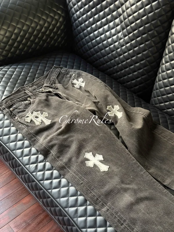 Ginza Sliver Pony Patch Levi’s 501 — image 1